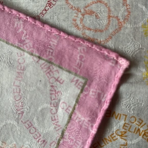 Woman’s scarf by Celine - Picture 6 of 9